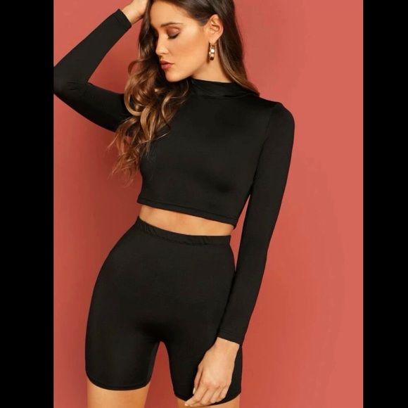 Crop top w/ short set